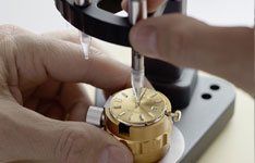 浪琴老手表洗油泥多少钱